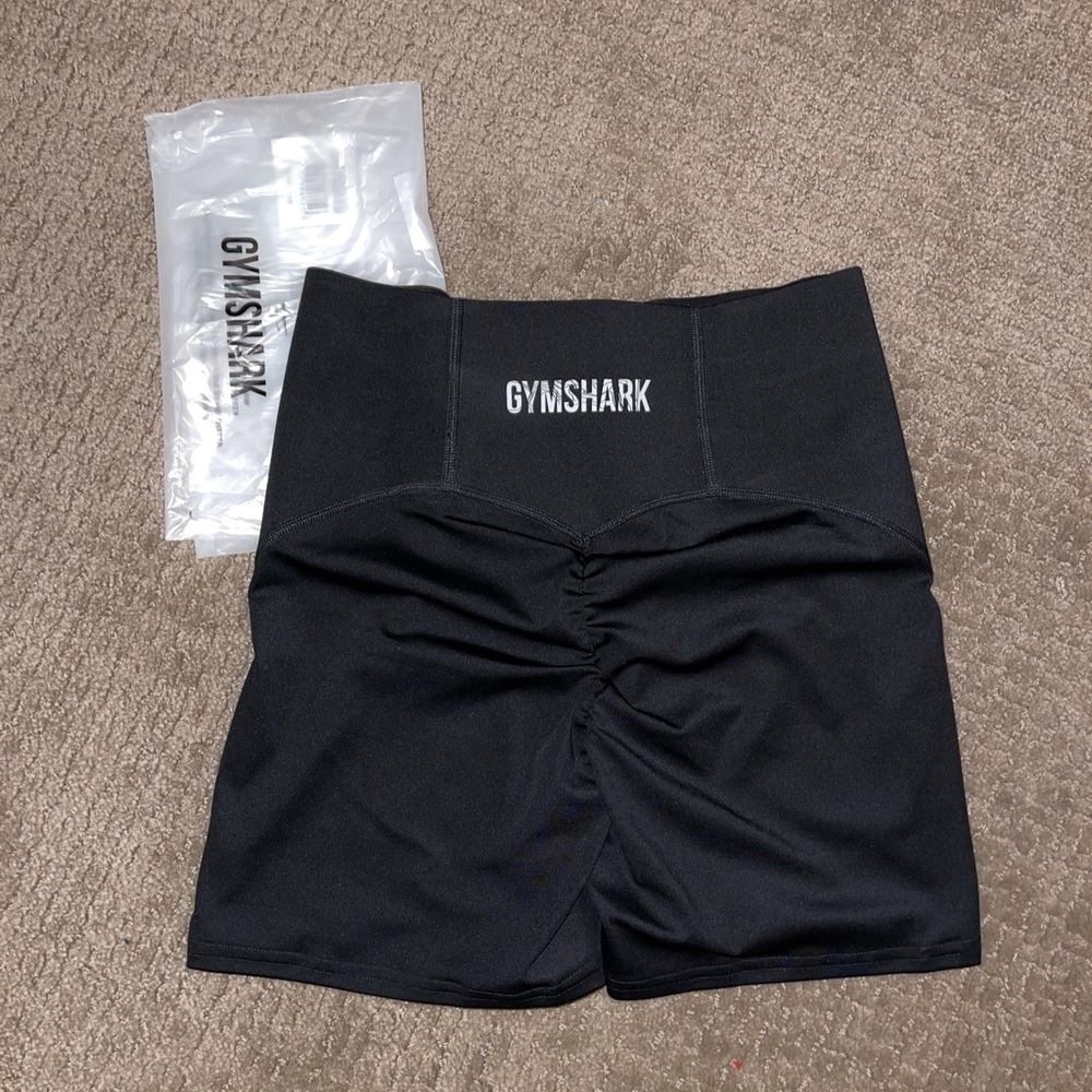 NWT gymshark power support shorts sz M
